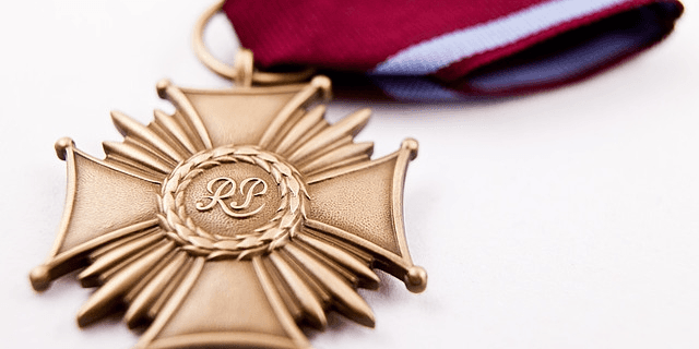 Informacja o możliwości składania wniosków o nadanie orderów i odznaczeń państwowych za zasługi w dziedzinach objętych zakresem działania Ministra Nauki i Szkolnictwa Wyższego