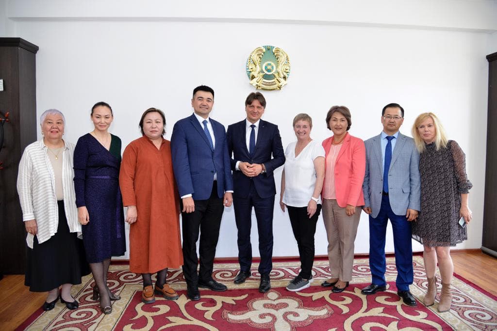 Misja edukacyjna w Ałmaty, Kazachstan