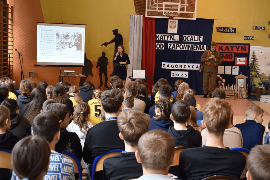 Interdyscyplinarna prelekcja Zatrzymany w słowach i obrazach - ‘poetycki’ Katyń dr Anny Łozowskiej-Patynowskiej